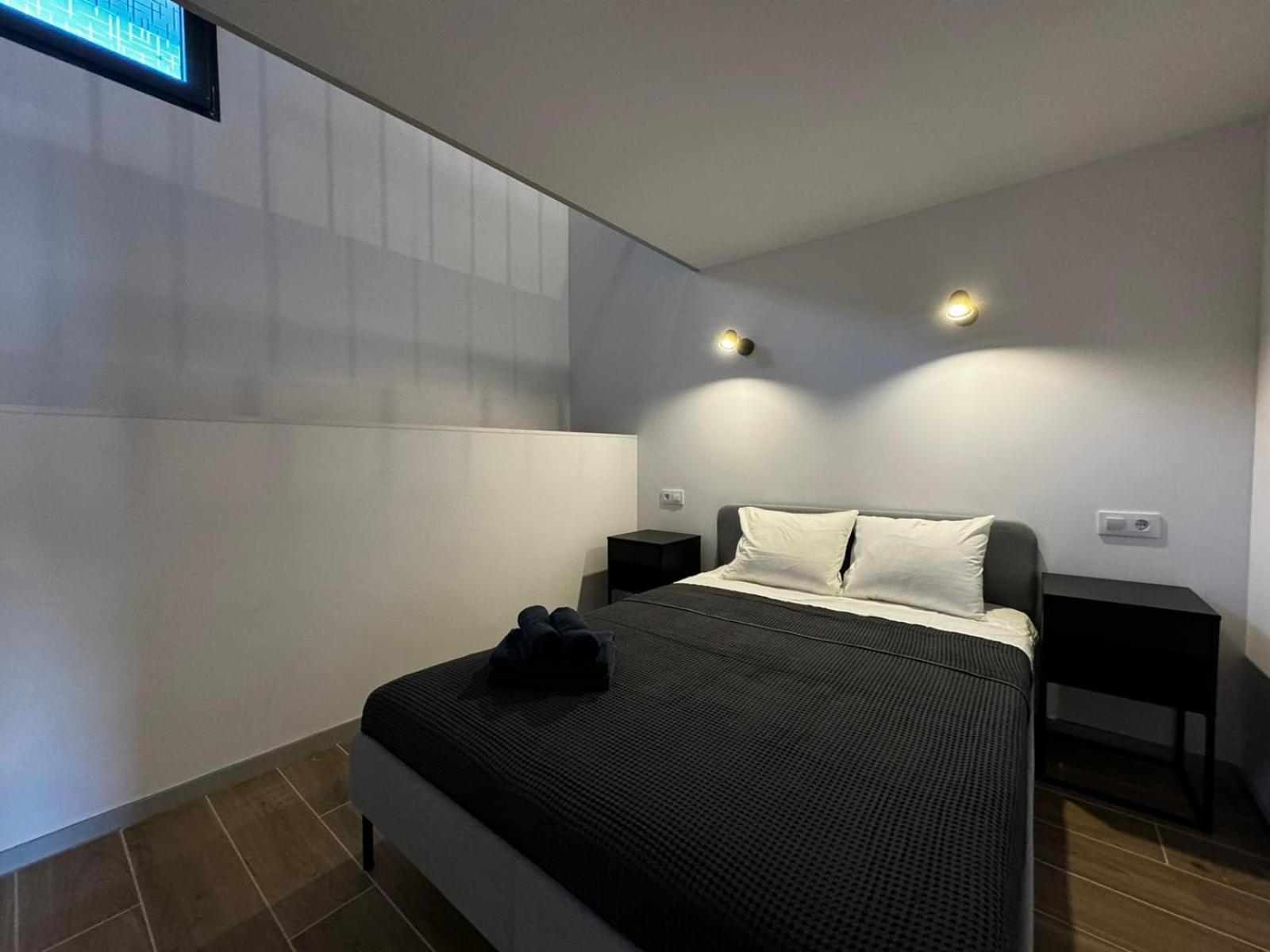 Aparthotel Melia Y Fuster 23C Valencia Exterior foto